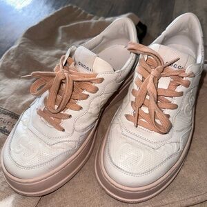 Gucci Sneakers for Woman, white and peach color